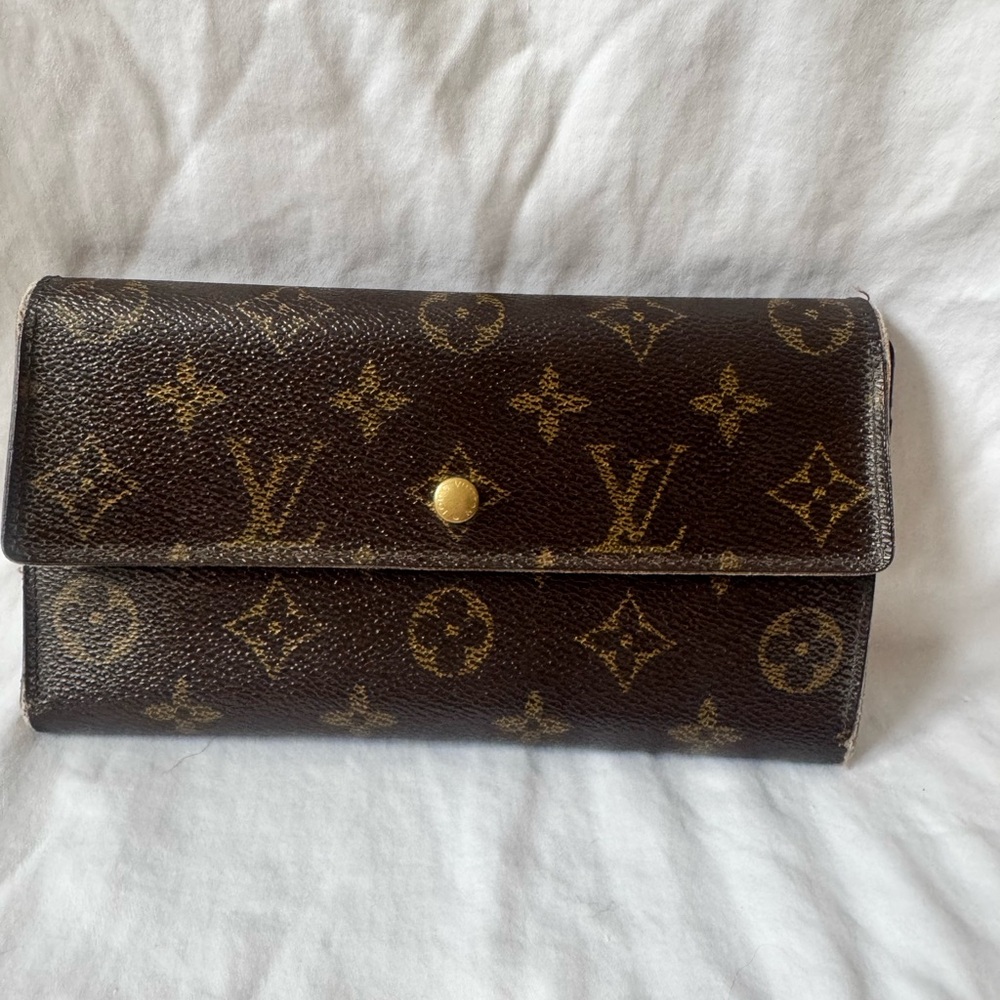 Vintage Louis Vuitton Monogram Canvas Long Wallet – Snap Closure